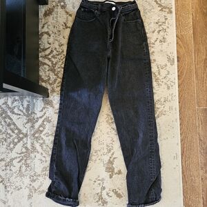 Abercrombie & Fitch black denim size 26 / 2 curve love the 90s straight